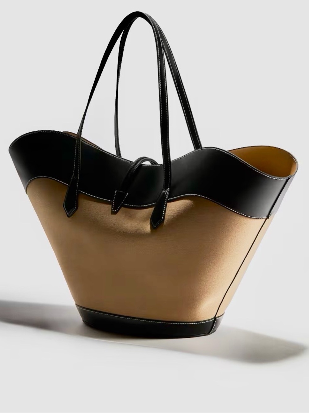H&M NWT Large oversized Beige Black Structured canvas Tote Bag gold button - Picture 3 of 6